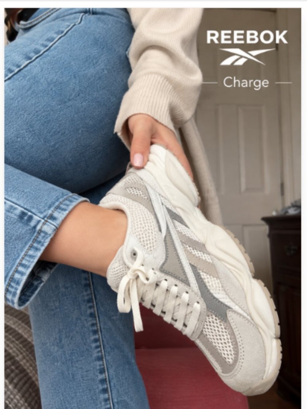 new REEBOK Charge Chunky Sneakers Silver/White/Pure Grey Multi/Doeskin 266 4T2